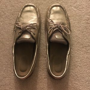silver sperry's