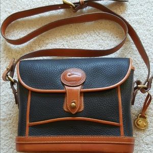 Classic/vintage Dooney & Bourke cross-body.