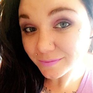 Meet your Posher, Jenella