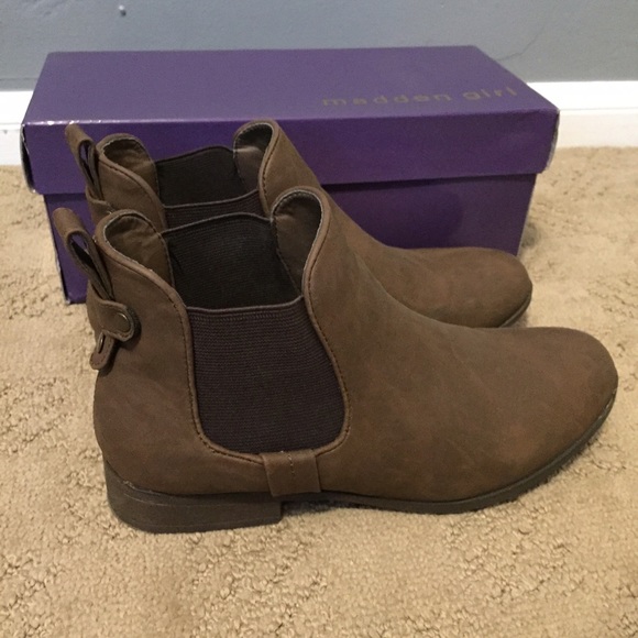 Madden Girl "Draaft" Booties Size 7.5