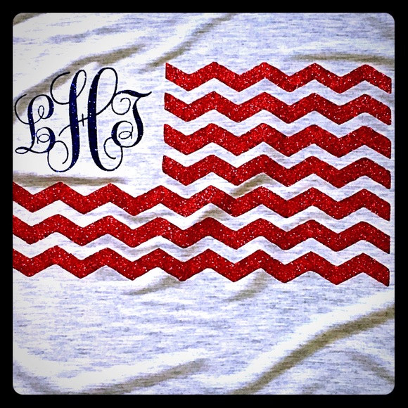 Monogrammed flag Tank top