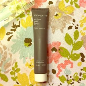 Living proof 5 in 1 styling treatment