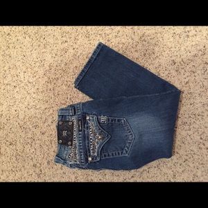 Women's miss me capris