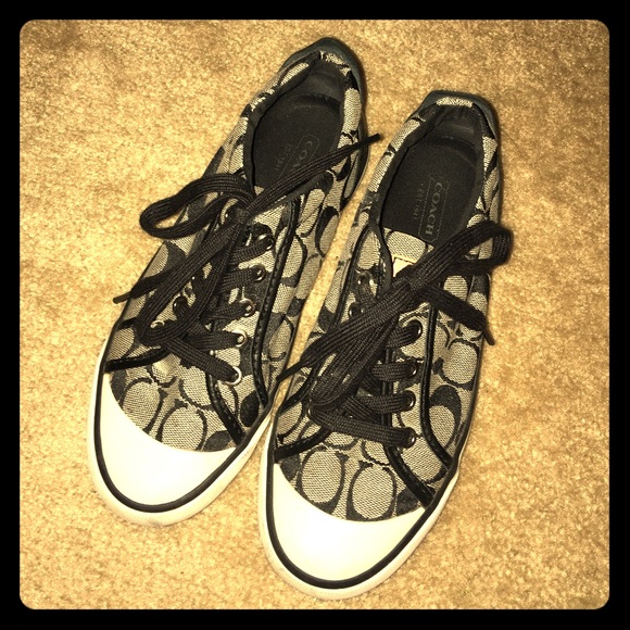 Coach sneakers size 6