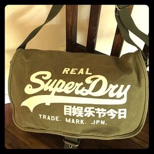 Super Dry army green canvas messenger bag💕