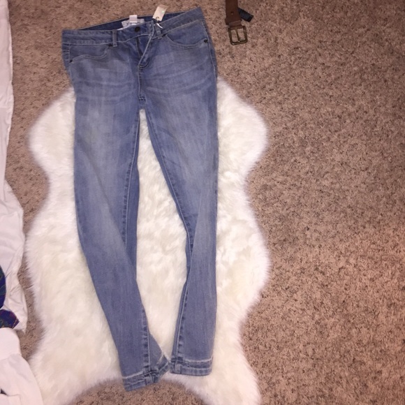 Forever 21 light wash jeans