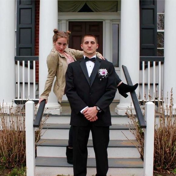 Meet your Posher, Darlene - Picture 1 of 1