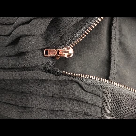 Mink Pink XS party dress. Gorgeous! - Picture 3 of 4