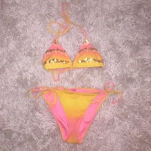 🌸SALE THIS WEEK ONLY🌸VS bathing suit