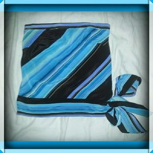 Younique multifunctional tube top