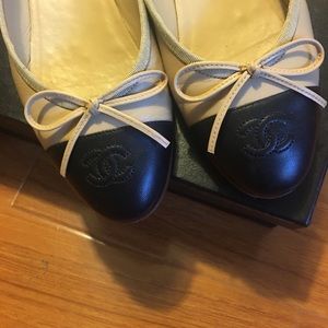 Authentic Chanel Ballerina Flat Size 37
