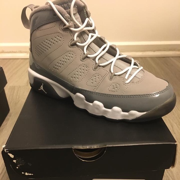 Air Jordan 9 Retro