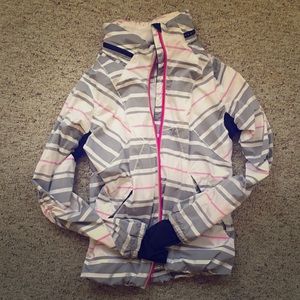 MUST GO lululemon jacket