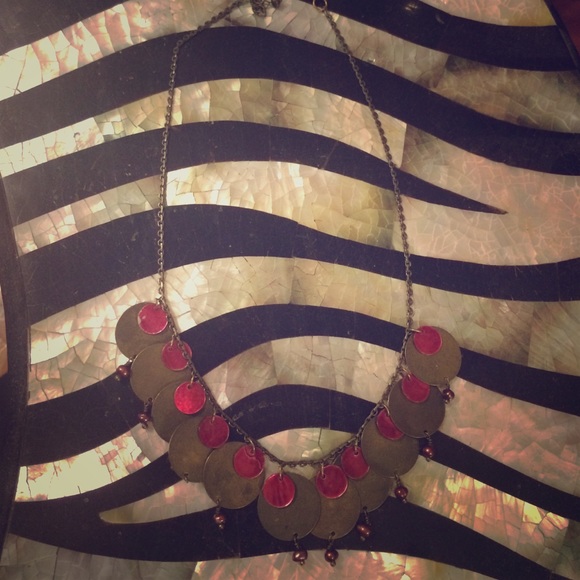 Unique pink and gold necklace