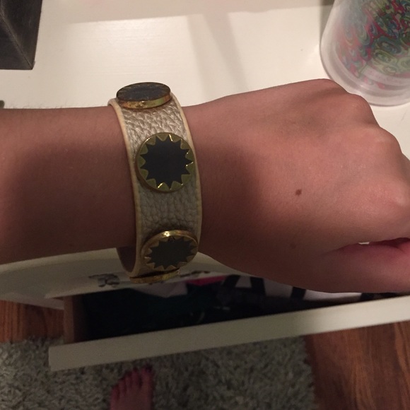 Bracelet - Picture 4 of 4