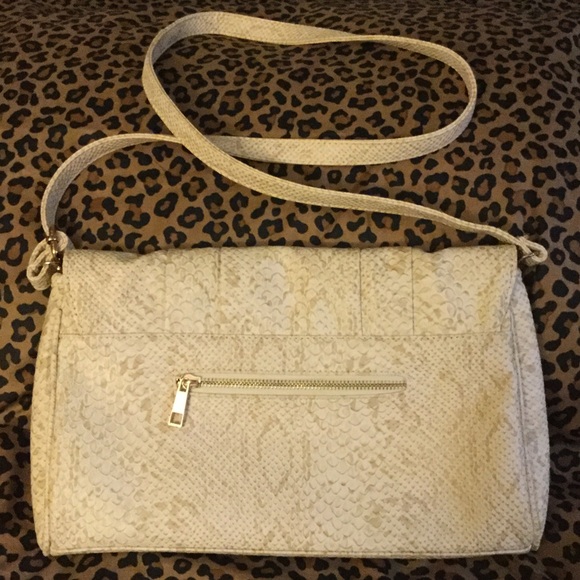 Convertible Cream Snakeskin Purse - Picture 2 of 4