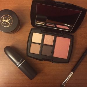 Lancome Eyeshadow and Blush Palette