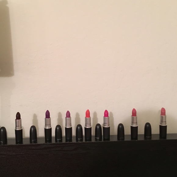MAC Assorted Lipstick Bundle (8 Colors) - used