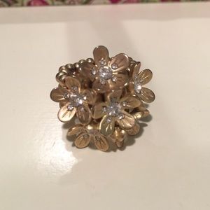 Gold and silver flower ring