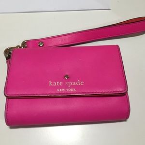 Kate spade wallet with wristlet strap