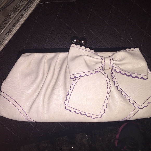 Jessica Simpson NWOT Bow Clutch