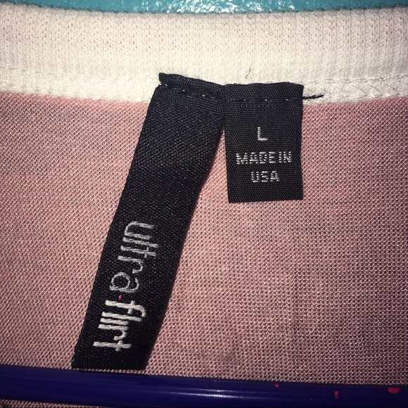 Pink Tee🌸 - Picture 2 of 3