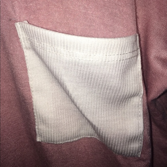 Pink Tee🌸 - Picture 3 of 3