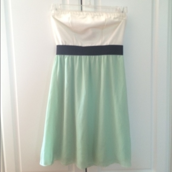 Mint and white dress - Picture 2 of 2