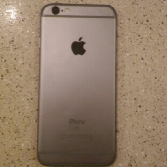 iPhone 6s (iCloud Locked) - Picture 1 of 4