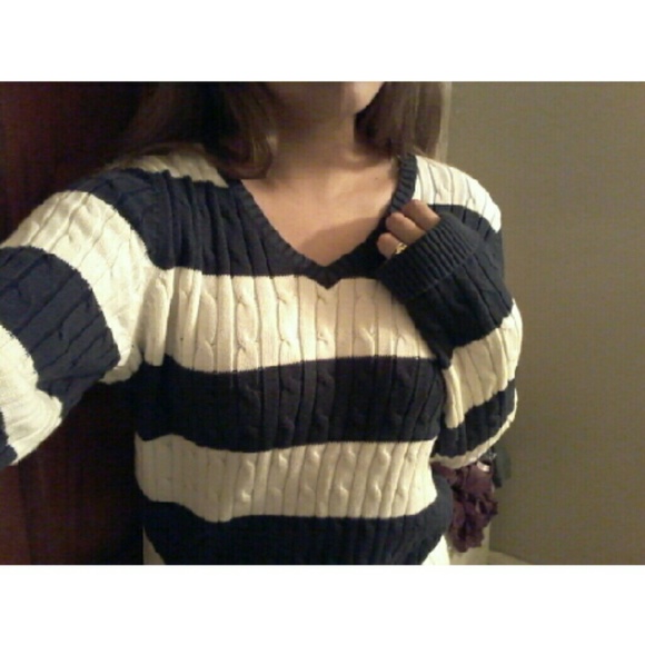 SOLD IN BUNDLE~ St. John's Bay Classic Sweater