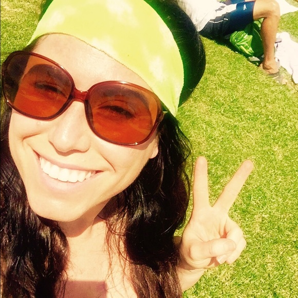 Meet your Posher, Sofia - Picture 4 of 4