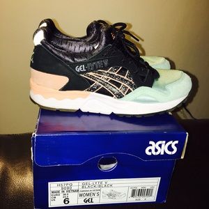 Asics Gel Lyte V x Naked "Hafnia"
