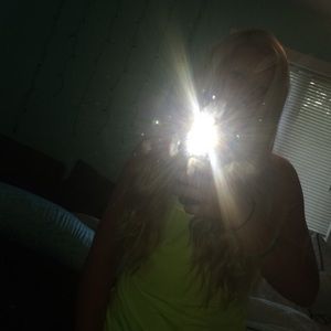 Meet your Posher, Isabelle