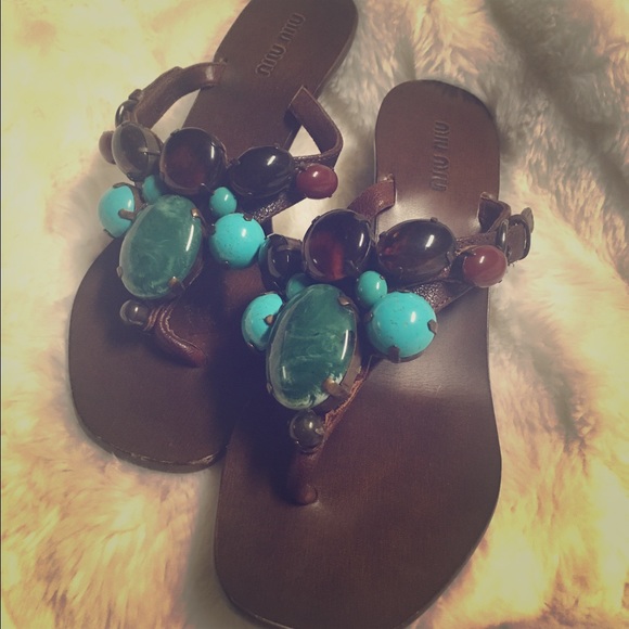 Miu Miu Wooden Thong Sandal. SIZE 7.5