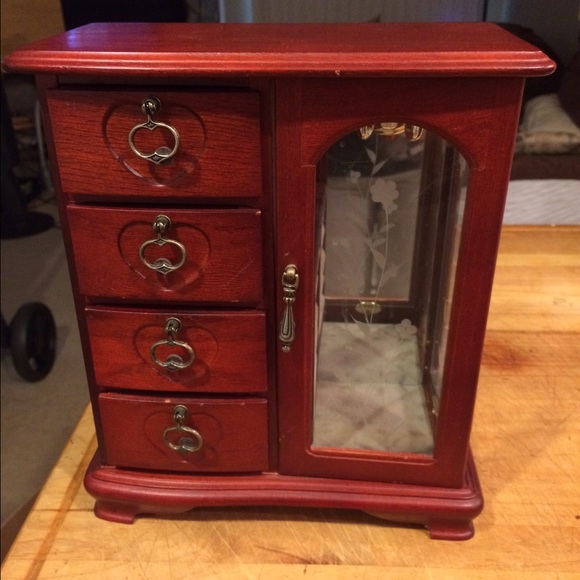 Jewelry Box - Picture 1 of 4