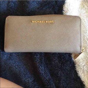 JET SET TRAVEL CONTINENTAL