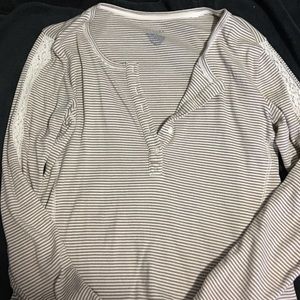 Like new striped Sonoma Henley lace detail size xl