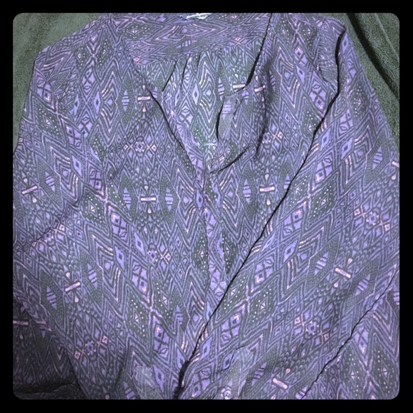 Like new American eagle peasant top Aztec print xl
