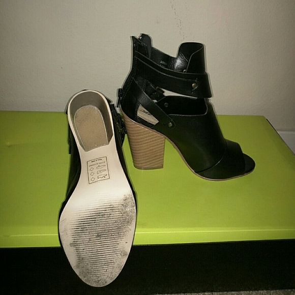 Open toe bootie - Picture 4 of 4