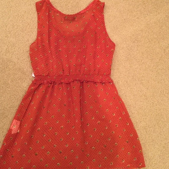 Top - Picture 2 of 2