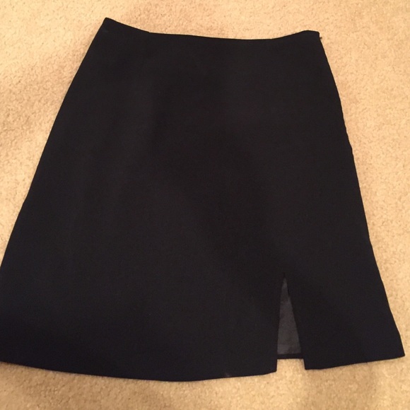 Skirts - Picture 2 of 2