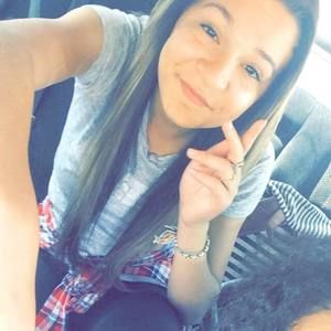 Meet your Posher, Sabrina