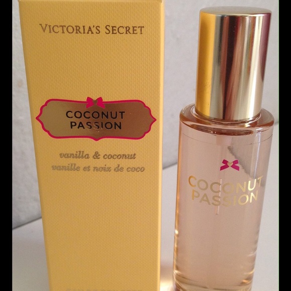 Victoria's Secret coconut passion perfumeNEW 1oz