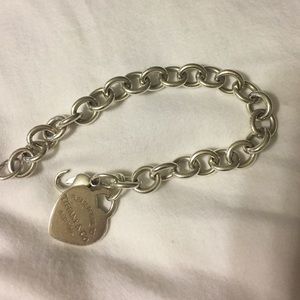 Tiffany heart bracelet . 100% authentic