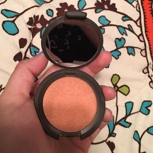 Becca Songbird Blush