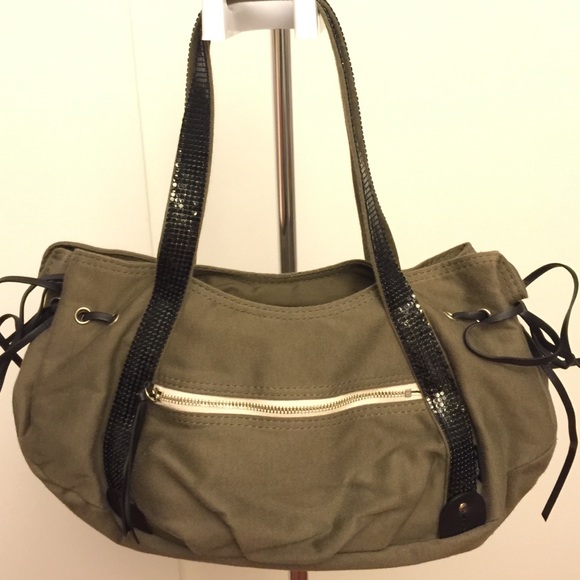 Authentic Agnis B shoulder Bag - Picture 2 of 4