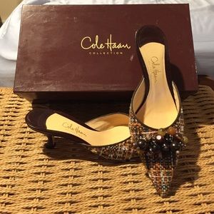 2 inch slip on closed toe shoe