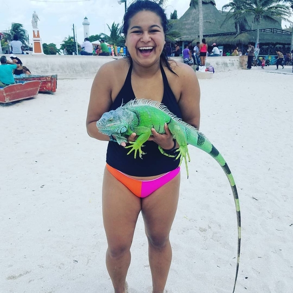 Meet your Posher, Aimee - Picture 1 of 1