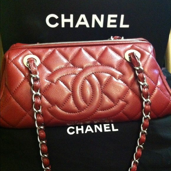 CHANEL Caviar Burgundy bag