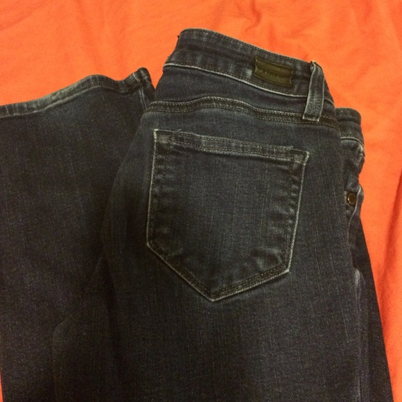 Paige Manhattan bootcut jeans size 25
